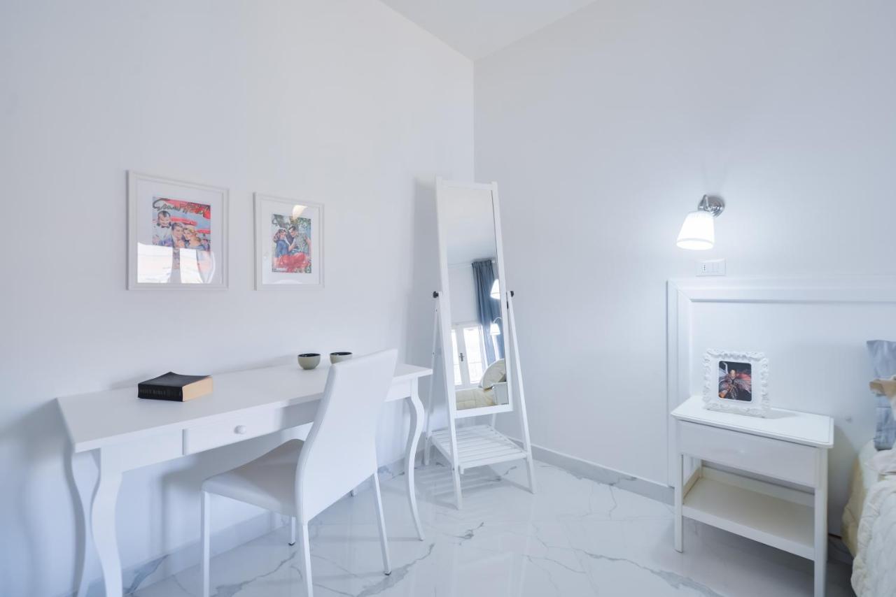 New Central Apartment & Rooms Монтекатини-Терме Экстерьер фото