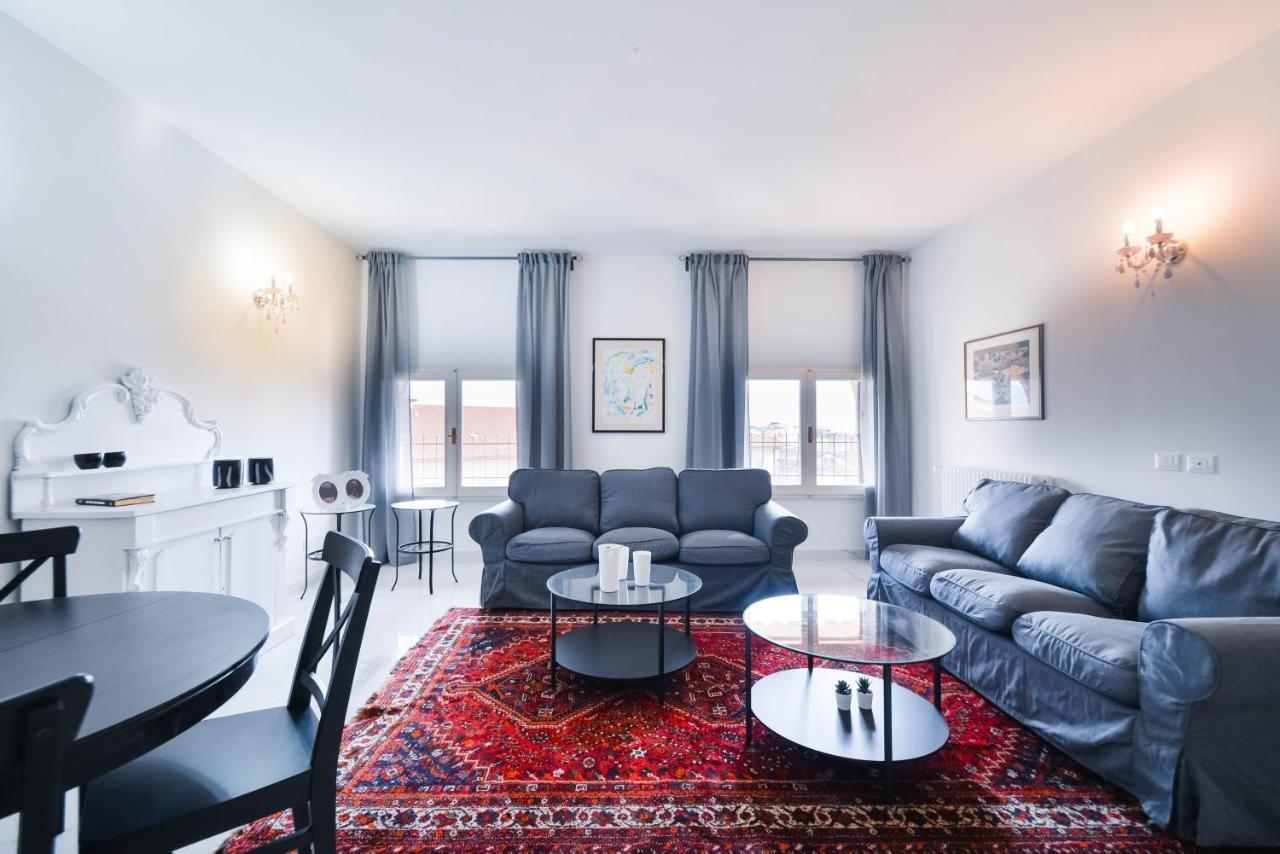 New Central Apartment & Rooms Монтекатини-Терме Экстерьер фото